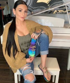Jenni Farley feet photo thumbnail