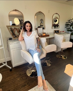 Jenni Farley feet photo thumbnail