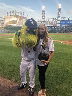 Jennie Finch feet photo thumbnail