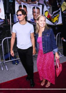 Jennie Garth feet photo thumbnail