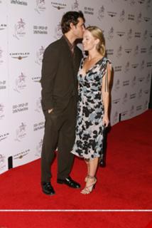 Jennie Garth feet photo thumbnail