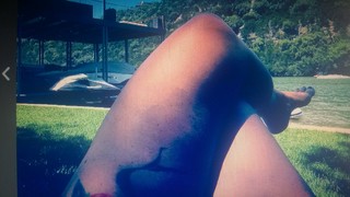Jennie Garth feet photo thumbnail