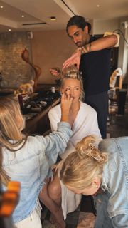 Jennie Garth feet photo thumbnail