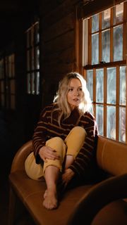 Jennie Garth feet photo 18