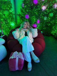 Jennie Garth feet photo 17
