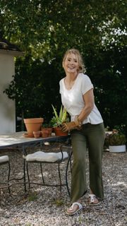 Jennie Garth feet photo 17