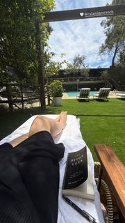 Jennie Garth feet photo 3