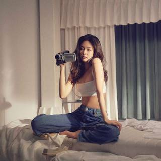 Jennie Kim feet photo thumbnail