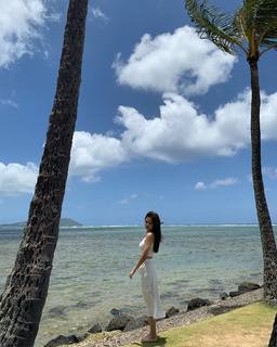 Jennie Kim feet photo thumbnail