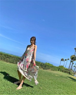 Jennie Kim feet photo thumbnail