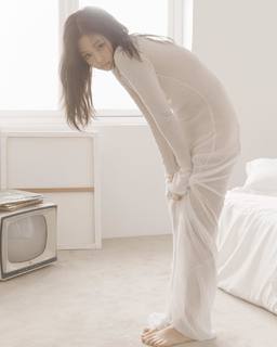Jennie Kim feet photo thumbnail