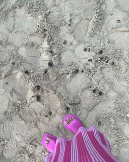 Jennie Kim feet photo thumbnail
