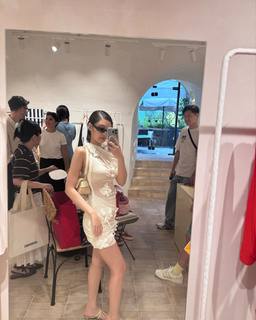 Jennie Kim feet photo thumbnail