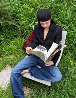 Jennie Kim feet photo thumbnail