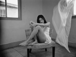 Jennie Kim feet photo thumbnail