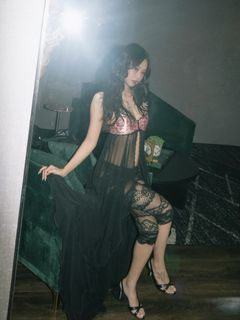 Jennie Kim feet photo 3