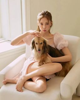 Jennie Kim feet photo 1