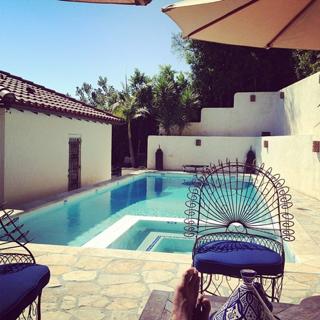Jennifer Akerman feet photo 18