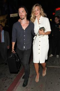 Jennifer Akerman feet photo 12