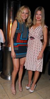 Jennifer Akerman feet photo 11