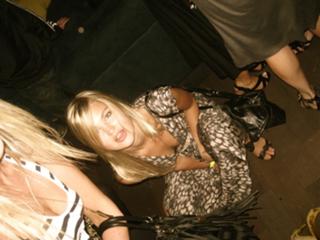 Jennifer Akerman feet photo 7