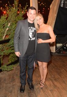 Jennifer Aniston feet photo thumbnail