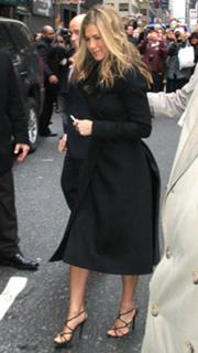 Jennifer Aniston feet photo thumbnail