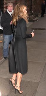 Jennifer Aniston feet photo thumbnail