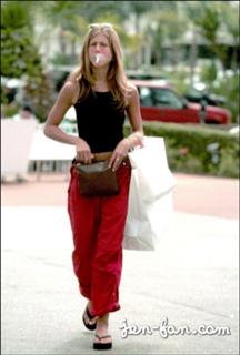 Jennifer Aniston feet photo thumbnail