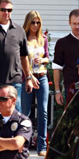 Jennifer Aniston feet photo thumbnail