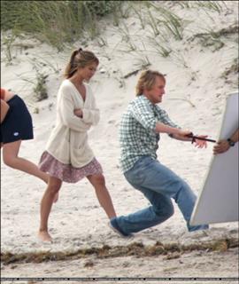 Jennifer Aniston feet photo thumbnail