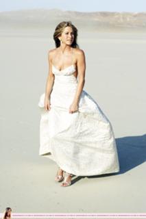 Jennifer Aniston feet photo thumbnail