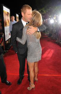 Jennifer Aniston feet photo thumbnail