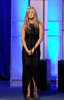 Jennifer Aniston feet photo thumbnail