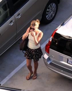 Jennifer Aniston feet photo thumbnail