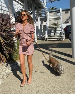 Jennifer Aniston feet photo thumbnail