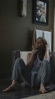 Jennifer Aniston feet photo thumbnail
