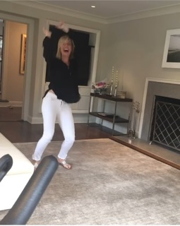 Jennifer Ashton feet photo 6