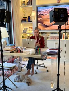 Jennifer Ashton feet photo 9