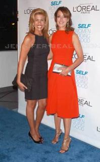 Jennifer Beals feet photo thumbnail