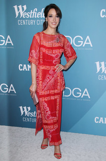 Jennifer Beals feet photo thumbnail