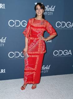 Jennifer Beals feet photo thumbnail