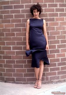 Jennifer Beals feet photo thumbnail