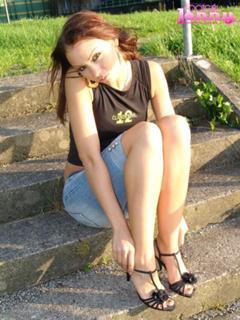 Jennifer Bove feet photo 8