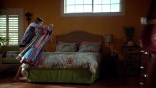 Jennifer Carpenter feet photo thumbnail