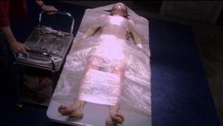 Jennifer Carpenter feet photo thumbnail