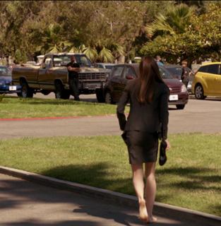 Jennifer Carpenter feet photo thumbnail