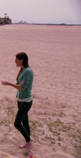 Jennifer Carpenter feet photo thumbnail