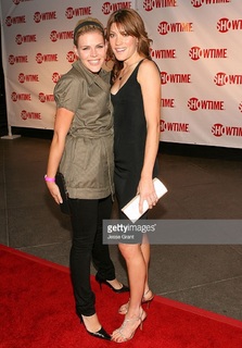 Jennifer Carpenter feet photo thumbnail