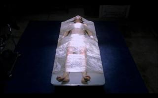 Jennifer Carpenter feet photo thumbnail